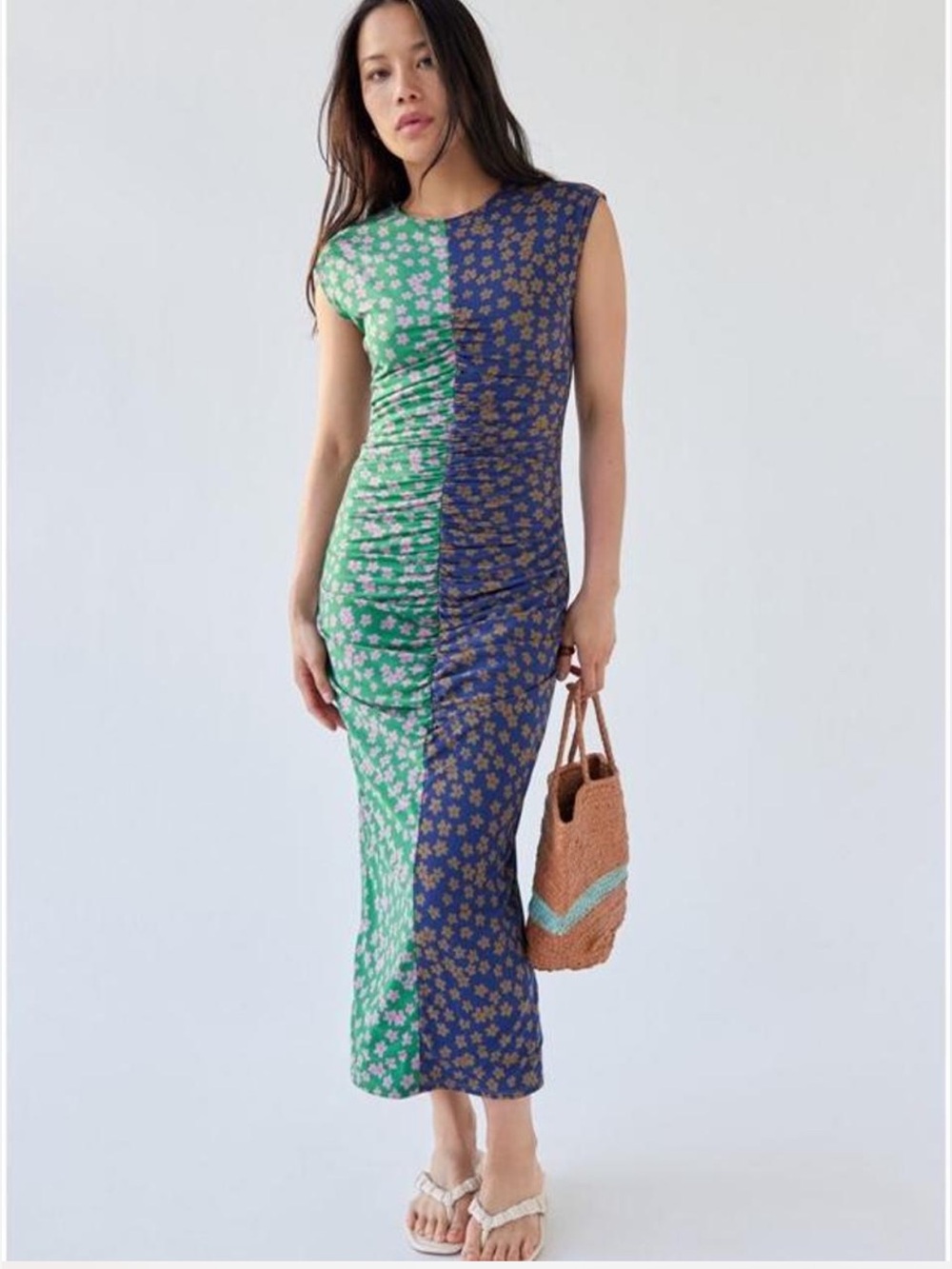 XS Lisa Says Gah Lina Floral Colorblock
Midi Dress